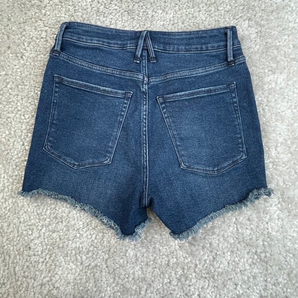 Good American High Waist Frayed Denim Shorts Dark Wash Stretch Womens 6/28 - Picture 3 of 10